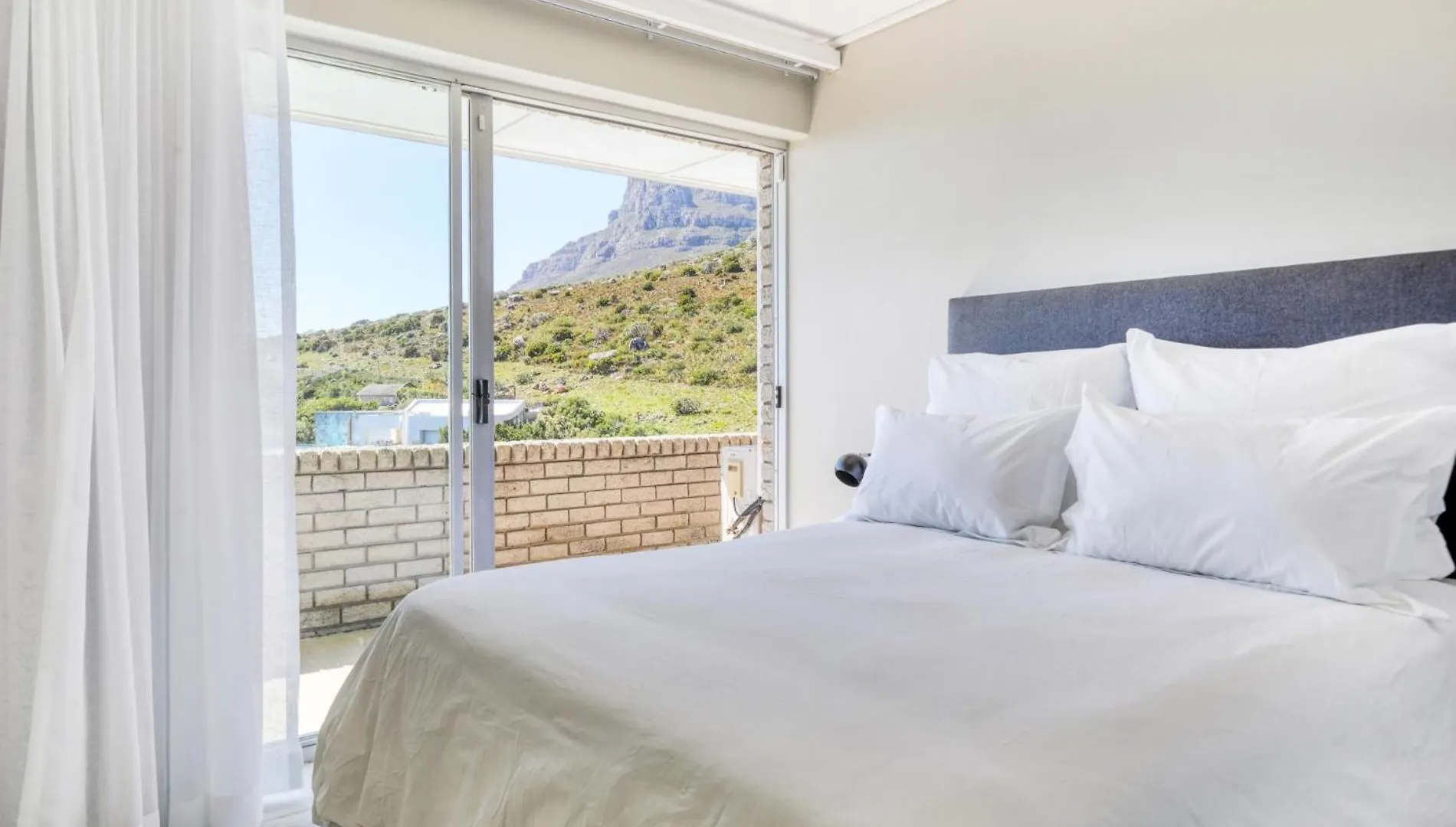 Callisto - Camps Bay Le Cap