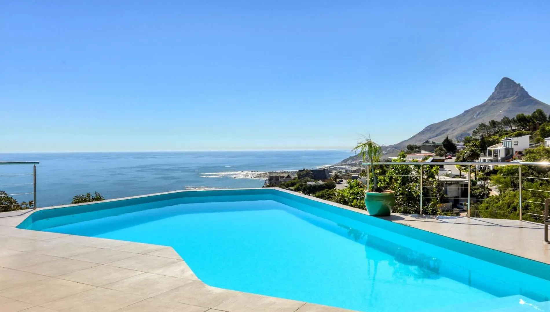 Callisto - Camps Bay Le Cap 0*,  Afrique du Sud